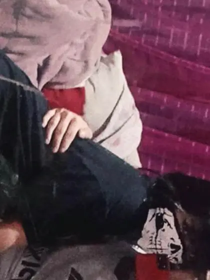 VAZADO! Buceta da novinha paneleira