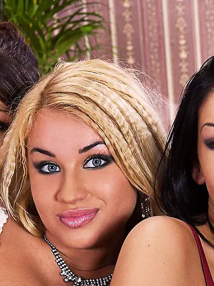 Hungarian wet lesbian foot