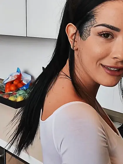 You will love her body from every stunning closeup in HQ