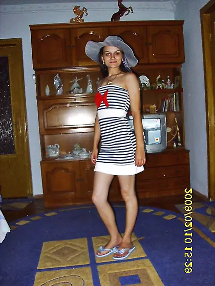 PetiteDeea18 on videochat (Buzau Romania)