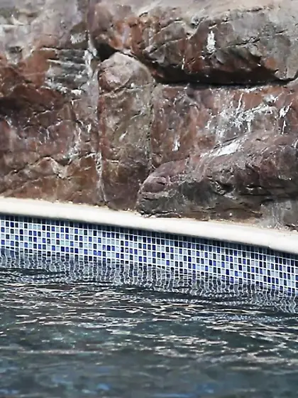 Masseurs hands beauty absolute