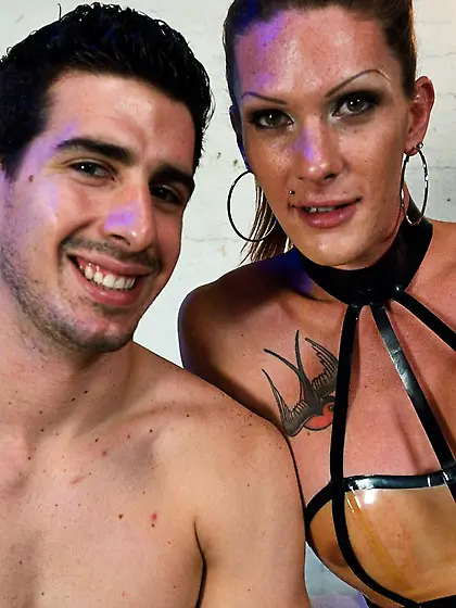 Submissive stud secured jail