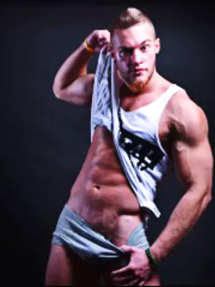 Blonde luke perform anal