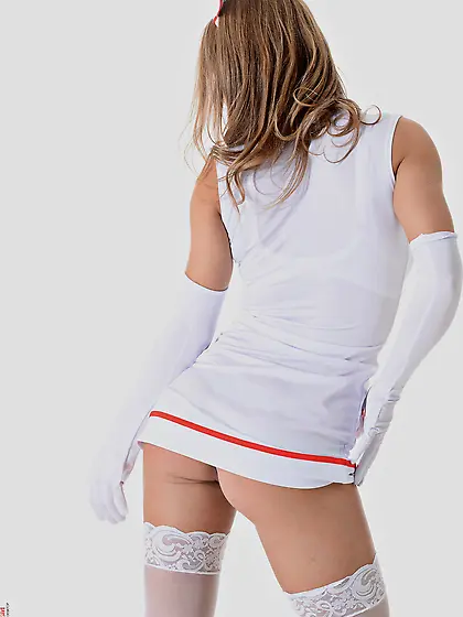 22: Portrait of Viola