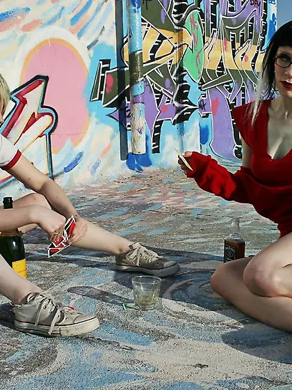 Slinky brunette and blonde have picnic outdoors that turns into