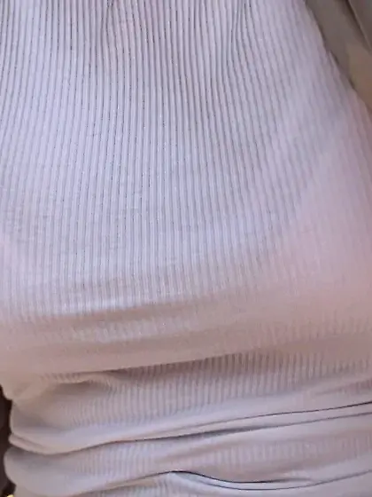 Wifey heads out on the bike braless