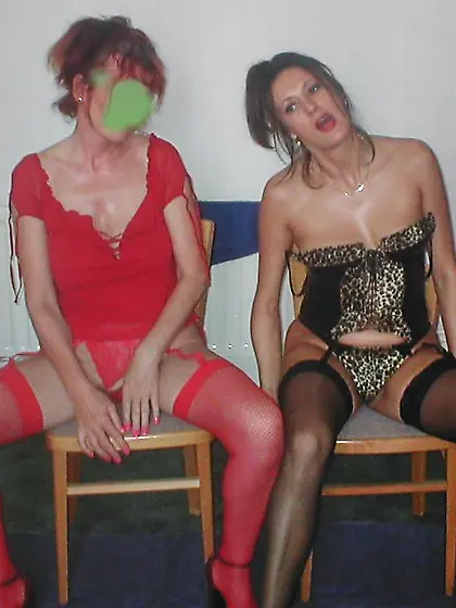 Cougar Juicy Jo from United Kingdom Cum Sluts