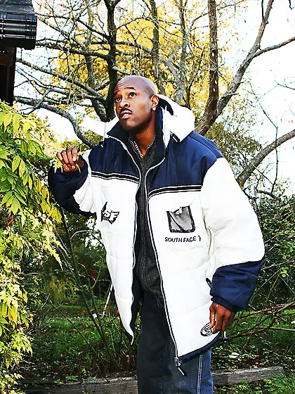 Black dude spies sexy