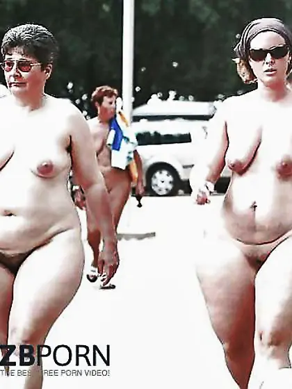 Youthfull pear gags mature pear gags