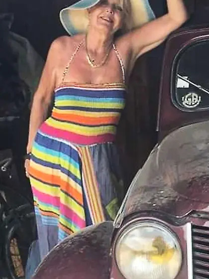 Me Bourgeois and Naughty