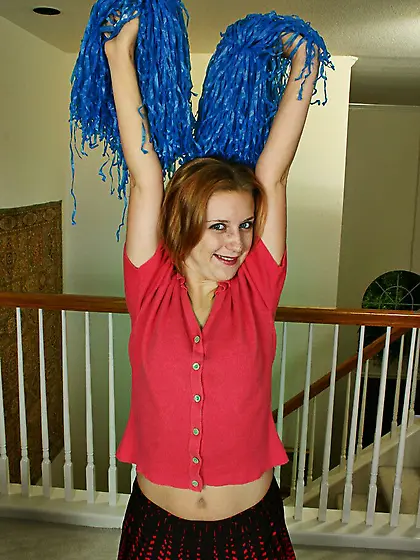 Cheerleader Shari Counts in white cotton panties gets her pussy