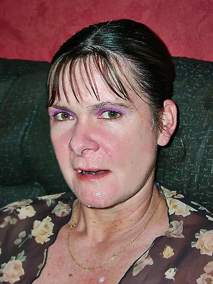 CORINNE LOSSANT PUTE A JUS