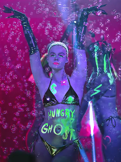 Elle Fanning - Margo's Got Money Trouble