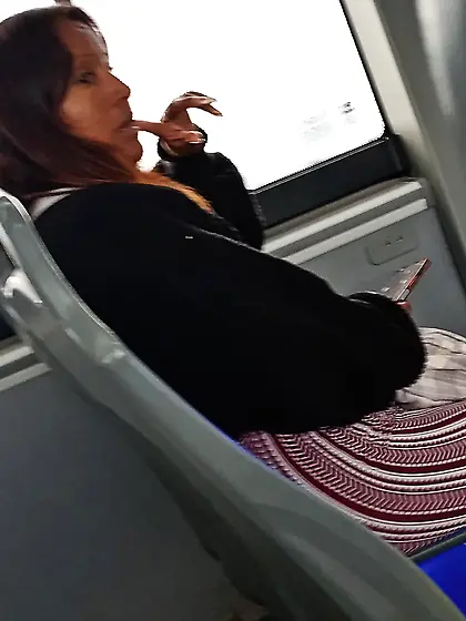 Manoseada flash dick a putipobre en el metro red