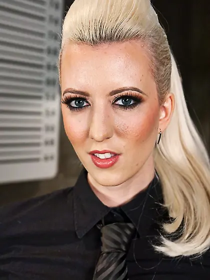 Puckers primed properly lesdom