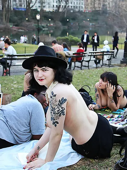 Ms.  Rosie Wilde (Ms.  Rosie Levine)