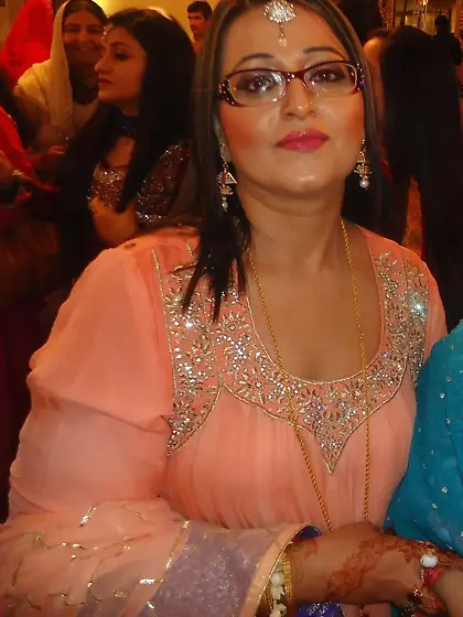 Maid In Pakistan - #Pyasiii Milfs