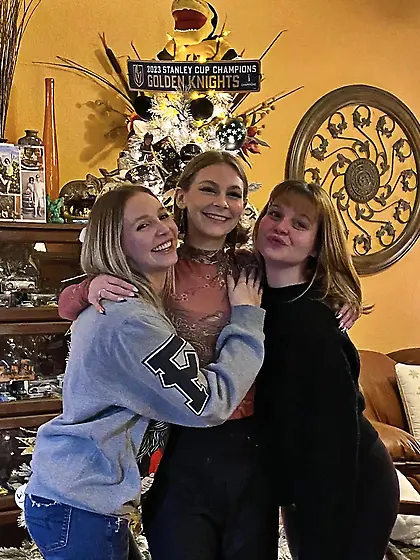 The Maily sisters (Lilli,  Issy,  Ceci)