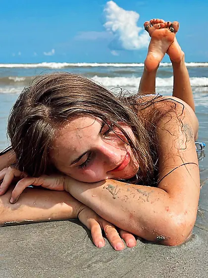 Piper Beach barefoot