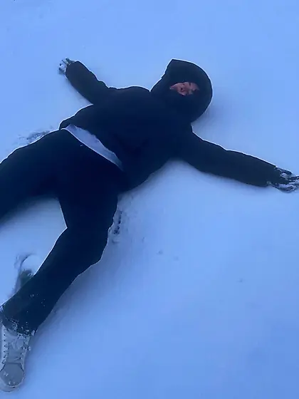 Homme mort dans la neige