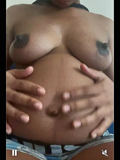 Pregnant teen mom Ce Rose