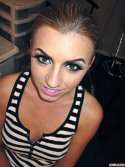 Behind the scenes with naughty girl Lexi Belle that shows her pr