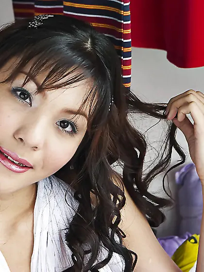 Brunette ladyboy solo