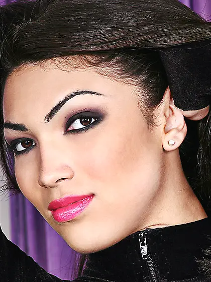 Shemale temptress solo fun