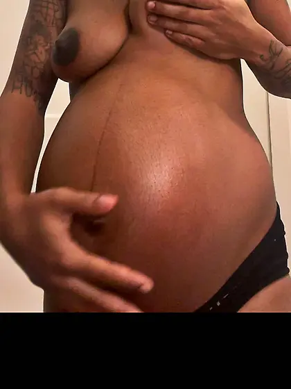 Pregnant teen mom Ce Rose