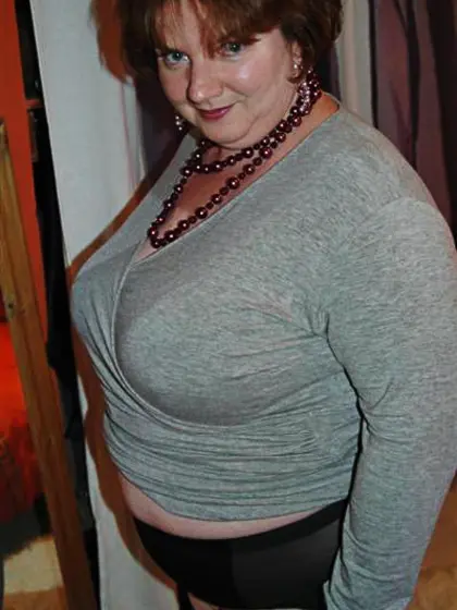 MILF Lingerie Chris 44 G from United Kingdom