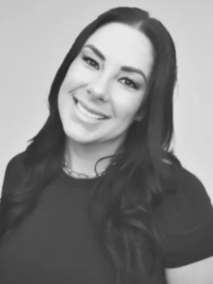 The lesbo footage Michelle hopes you forgot about