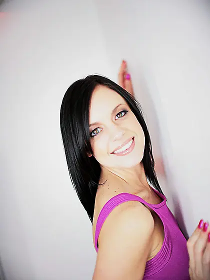 Dark haired Steph Allure with beautiful eyes sucks juicy cock fo