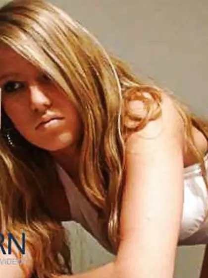 Super-Cute Teenagers From, SmutDates. com