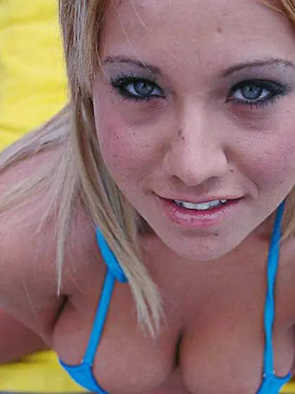 Nude blonde giving head