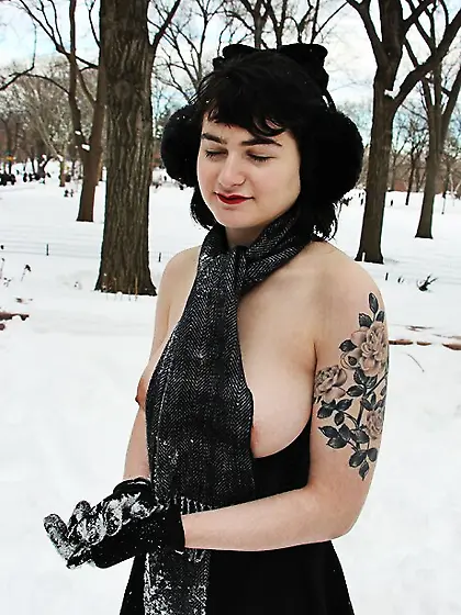 Ms. Rosie Wilde (Ms. Rosie Levine)