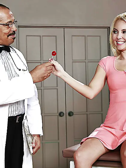 Hardcore doctor threesome