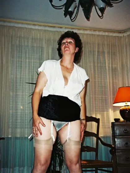 chris mini jupe avec et sans culotte selon l'humeu