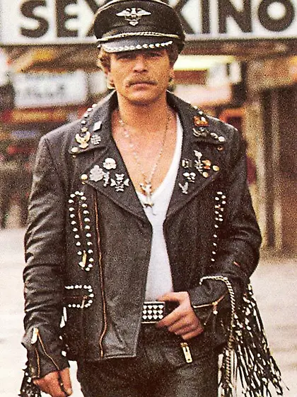 Classic leather stud screws