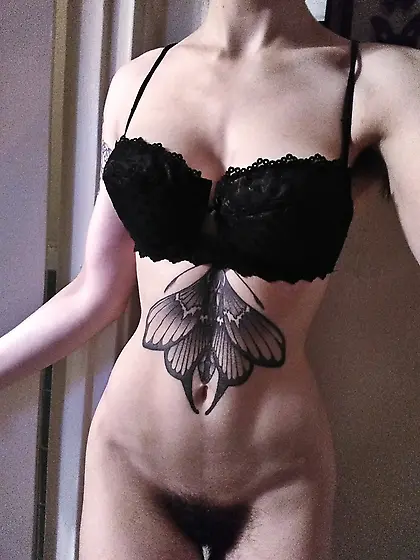 Ms. Rosie Wilde (Ms. Rosie Levine)