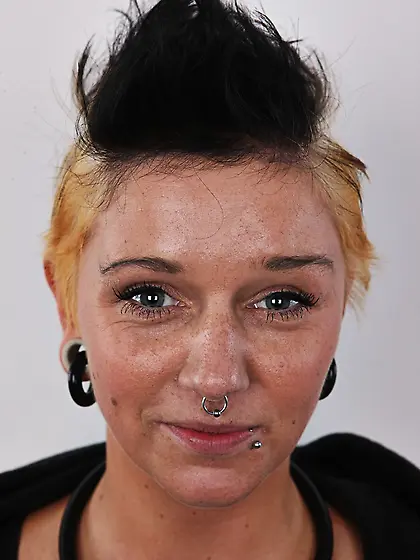 Appealing emo gurl black