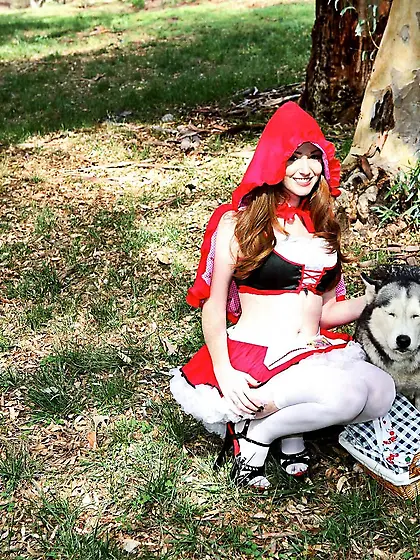 Naive Nikki Rhodes as Little Red Riding Hood gets penetrated in