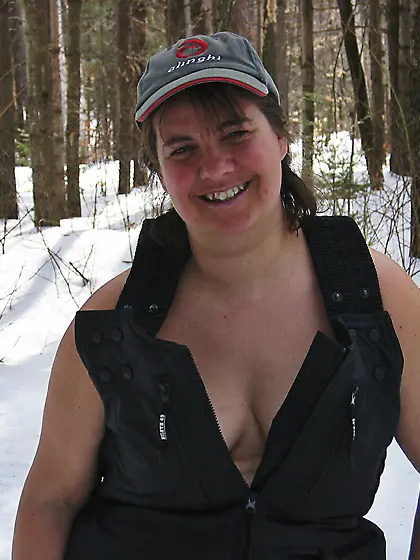 Liz busy getting naked in the snow