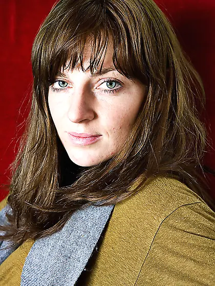 Kitty Rich is going to be pretty flexible and her teasing is hot