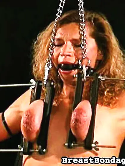 Natural boobs sensitive nipples