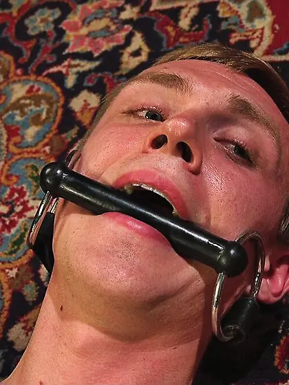 Hot tattooed blondes pussy