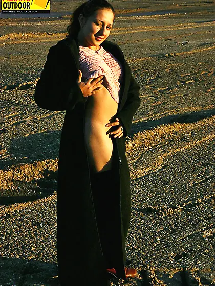 Outdoor pissing in the autumn of cute teen brunette