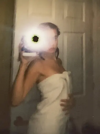 Pretty blonde girlfriend creepshots