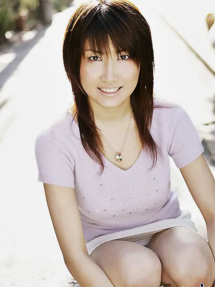 Asian cutie Nayuka Minei takes all her cloths and lingerie off a