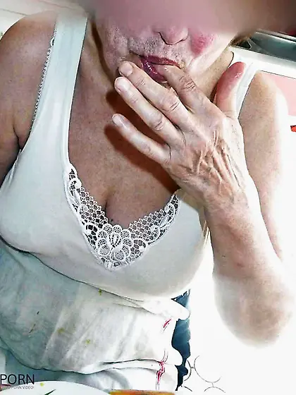 My Timid Wifey- Super-Hot Kitchen