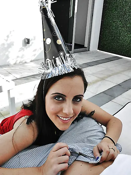 Someone tastes what they have never tasted before in a hot scene